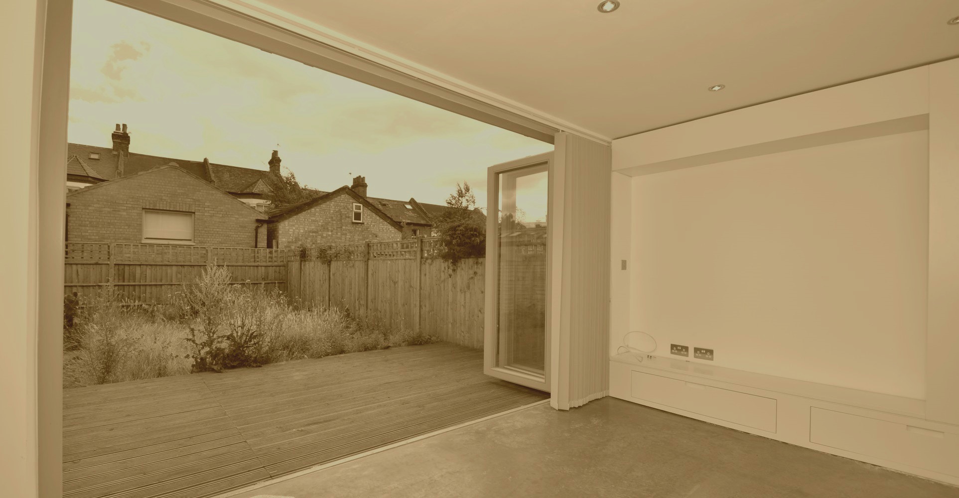 Slider, Glaziers in Northolt, UB5